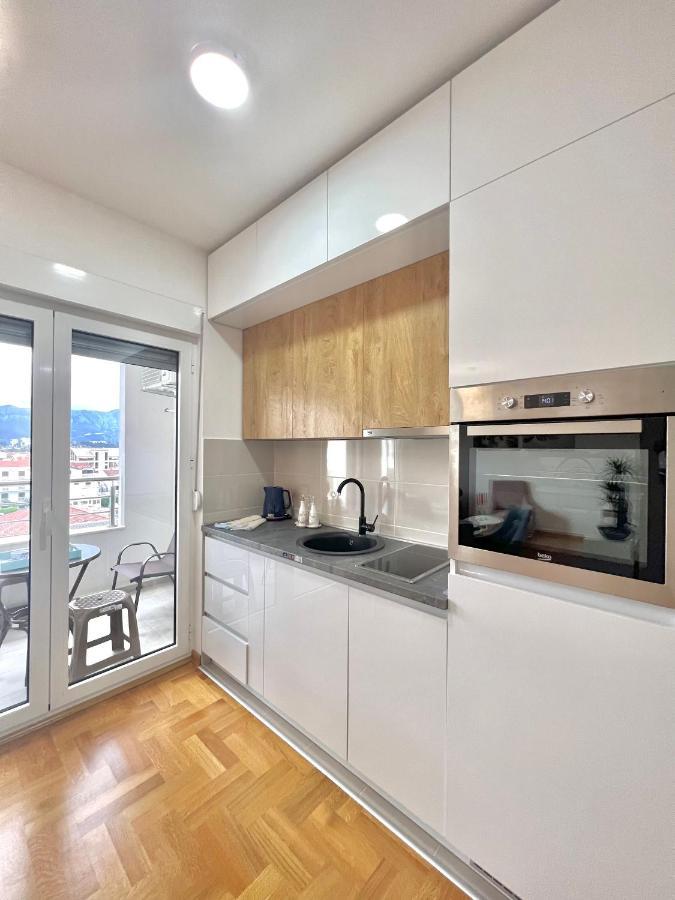 Azure Apartments Будва Экстерьер фото