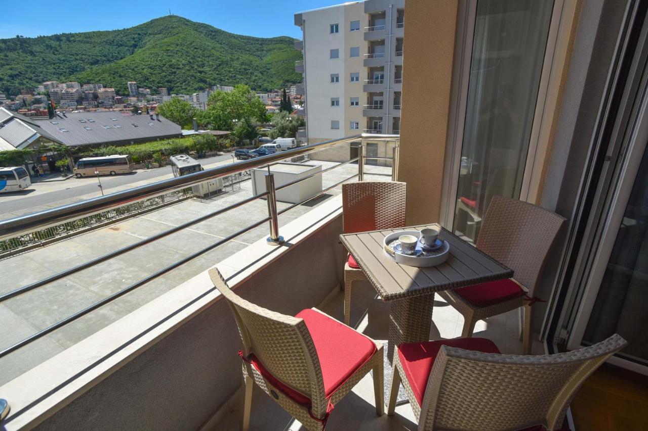 Azure Apartments Будва Экстерьер фото