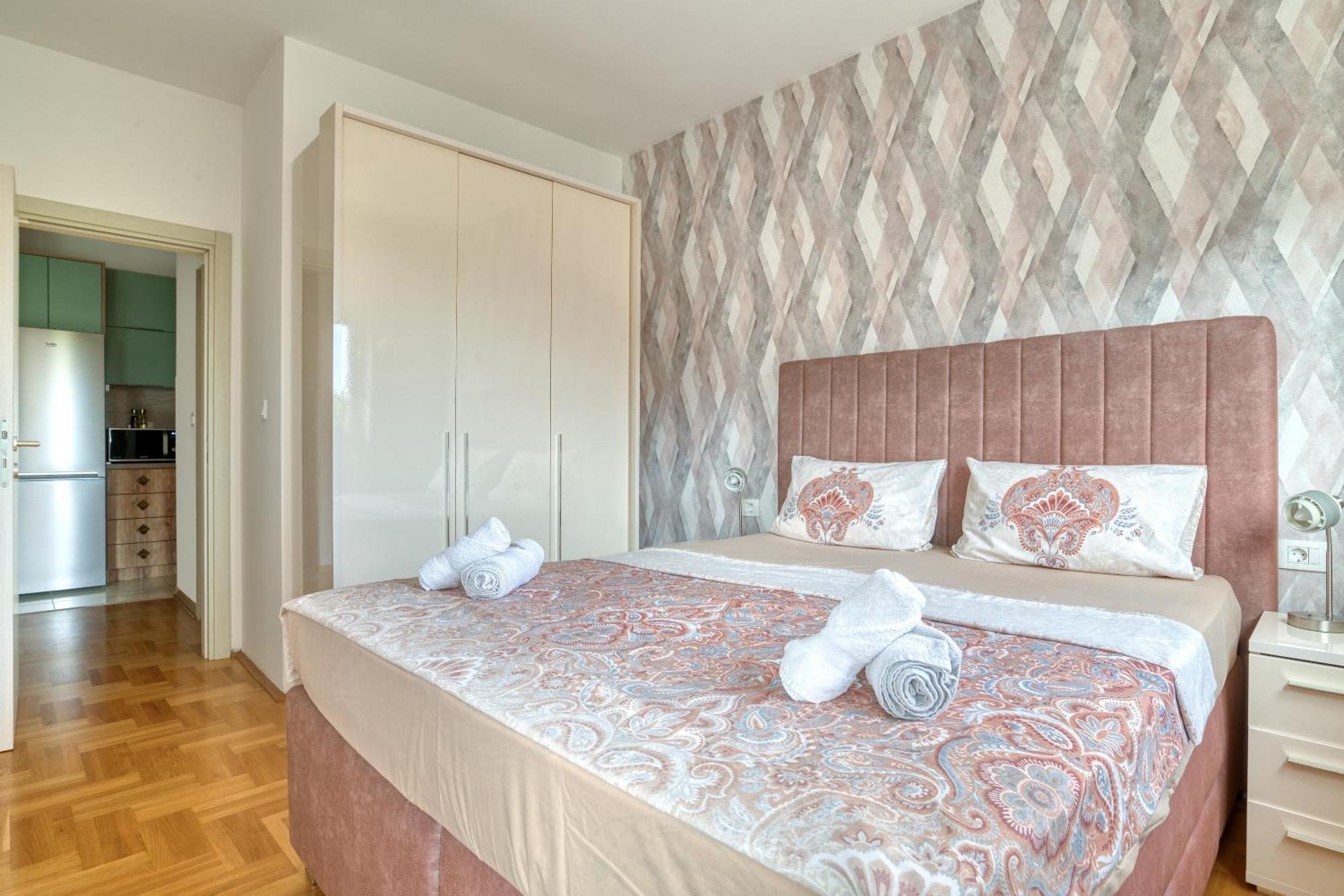 Azure Apartments Будва Экстерьер фото