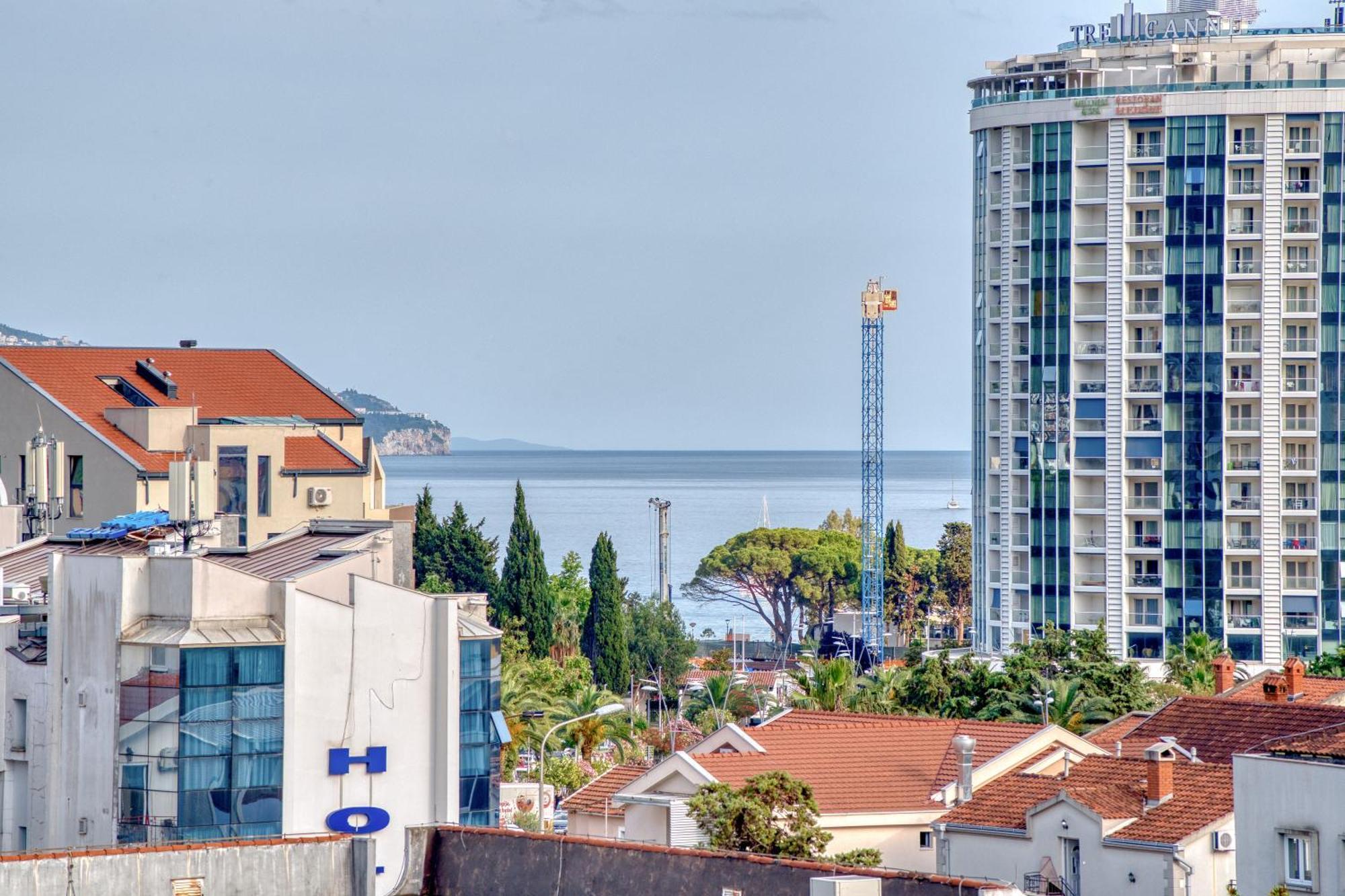 Azure Apartments Будва Экстерьер фото